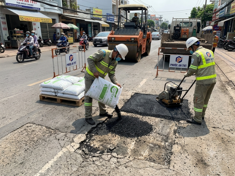 Thi công rải nhựa đường đóng bao tại Bắc Từ Liêm đúng kỹ thuật